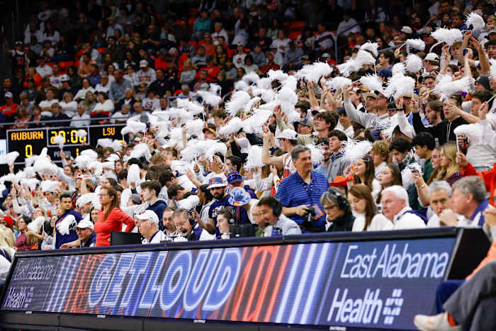 Auburn fans at Neville Arena